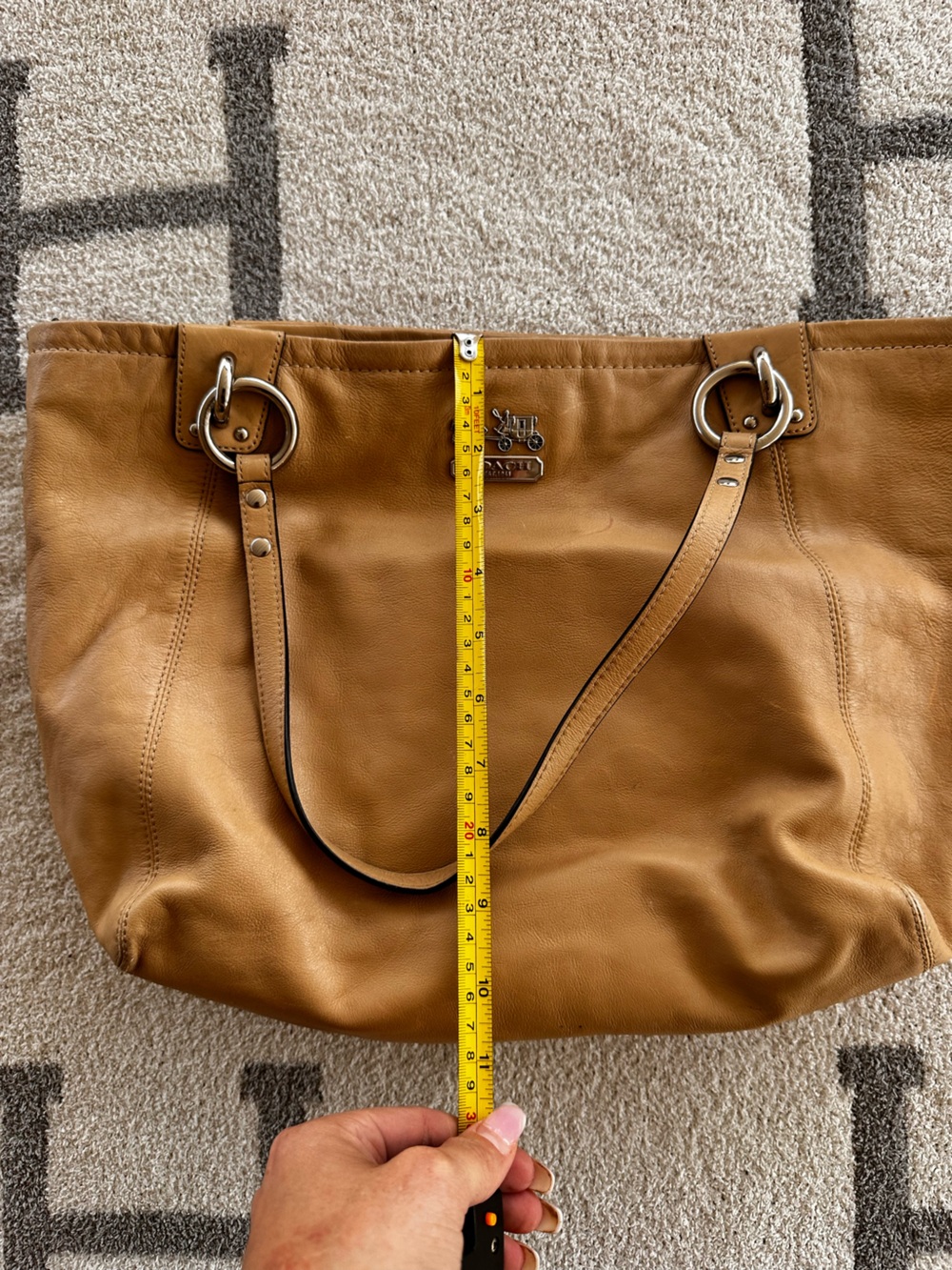 Tan leather coach shoulder bag